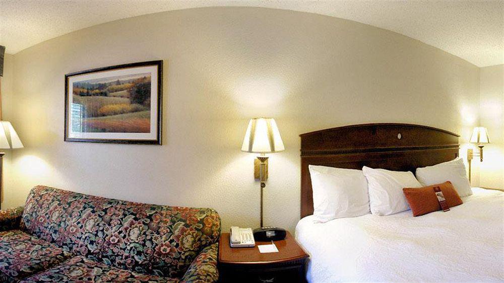 Hampton Inn Dalton Zewnętrze zdjęcie